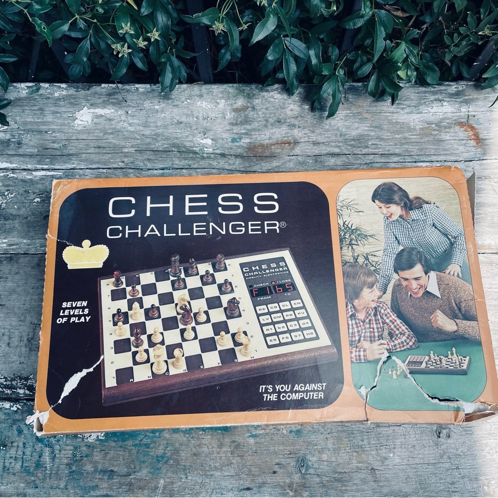 Vintage Fidelity Electronics Chess Challenger 7 strategy Board Game